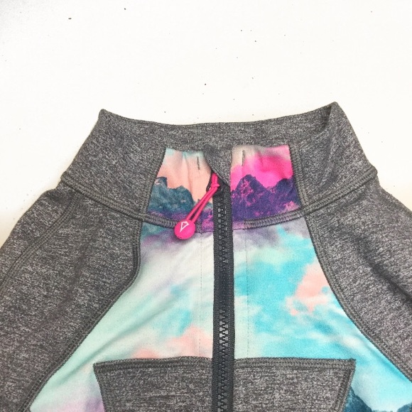 Active Sweater - Picture 5 of 6